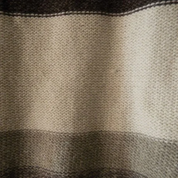 Retrofit Long Sleeve Sweater Boys L 3 Button Top New With Tags - Picture 8 of 8